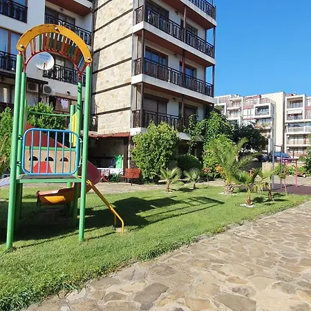 студио за влюбени Kes Apartmán *